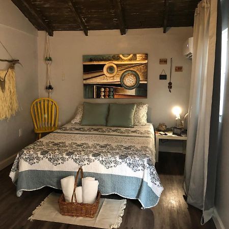 Private And Secluded Studio In Little Havana - 6V Miami Ngoại thất bức ảnh